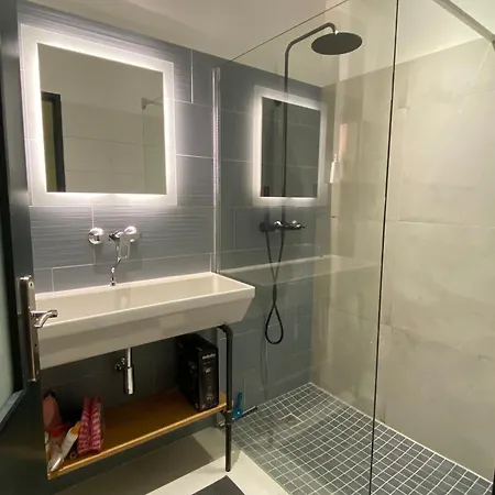 Maison Traditionnelle Renovee, Proche Plage, - Terrasse, Wifi, Confort Modern - Fr-1-426-371 *