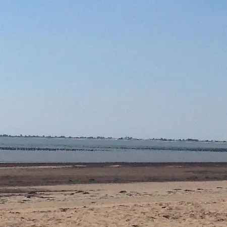 Holiday home Maison Traditionnelle Renovee, Proche Plage, - Terrasse, Wifi, Confort Modern - Fr-1-426-371 Barbatre