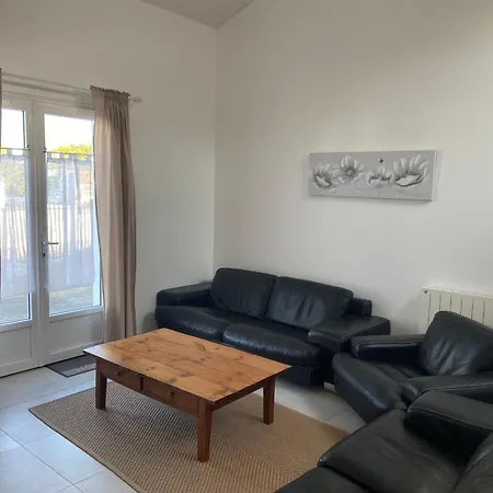 Holiday home Maison Traditionnelle Renovee, Proche Plage, - Terrasse, Wifi, Confort Modern - Fr-1-426-371